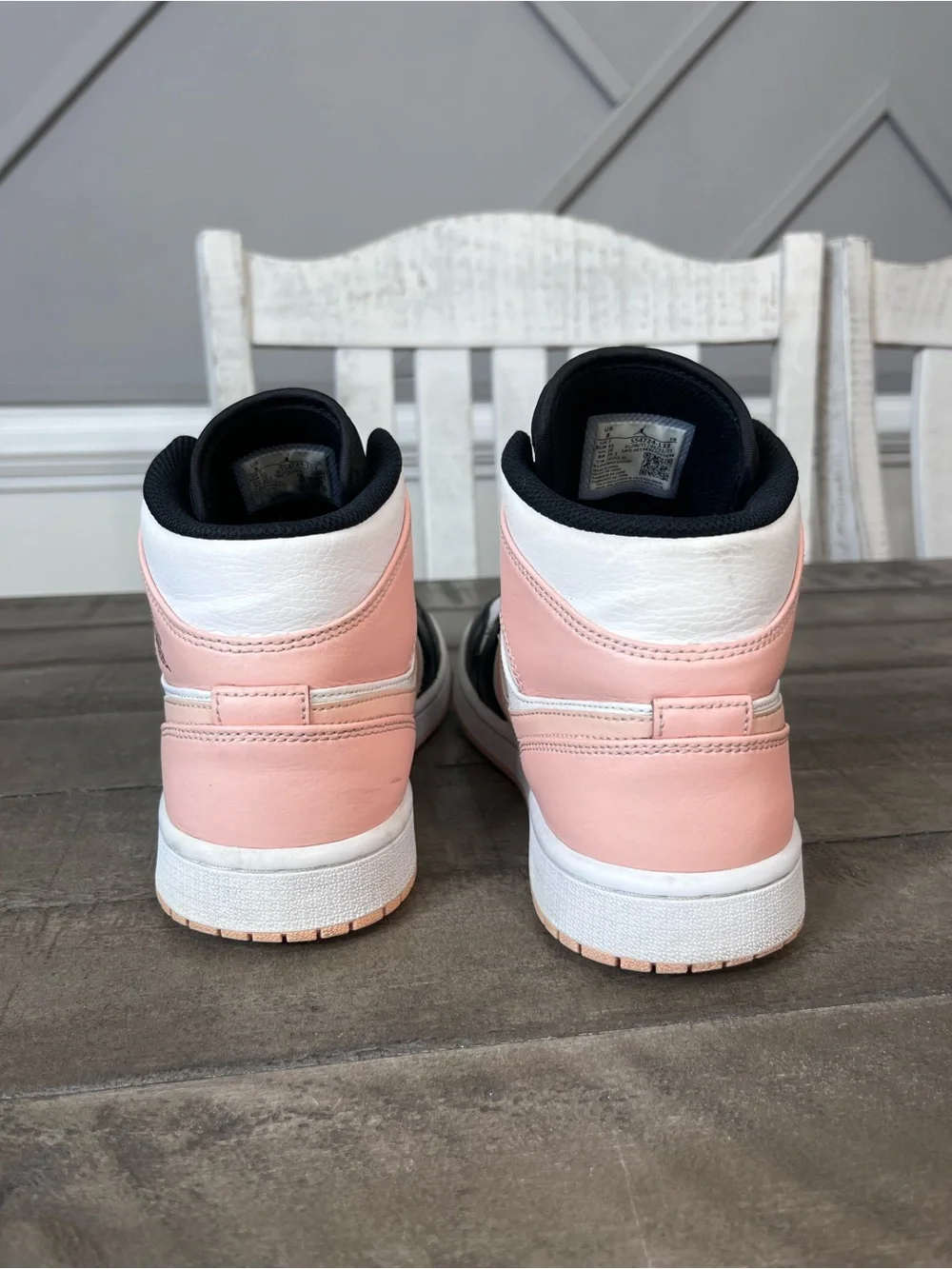 Nike Air Jordan 1 Mid Crimson Tint White Black Sz 8
